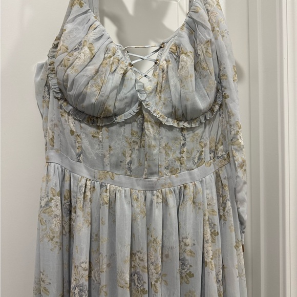 V. Chapman Victorian Blue Roses Maxi Dress - Picture 3 of 9